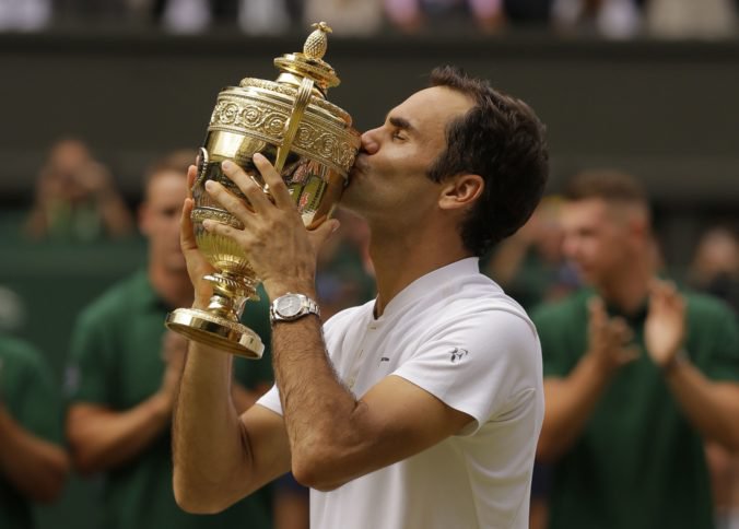 Začína sa Wimbledon, vracia sa Serena a Federer zabojuje o rekordný 9. titul