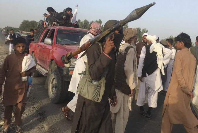 Pri bombovom útoku prišiel o život vysokopostavený veliteľ Talibanu