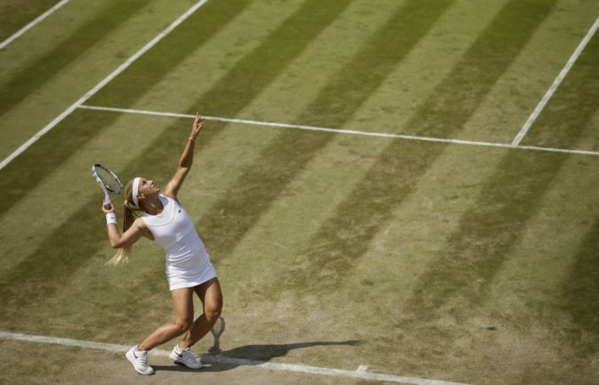 Cibulková na Wimbledone jednoznačne zdolala Mertensovú a postúpila už do osemfinále