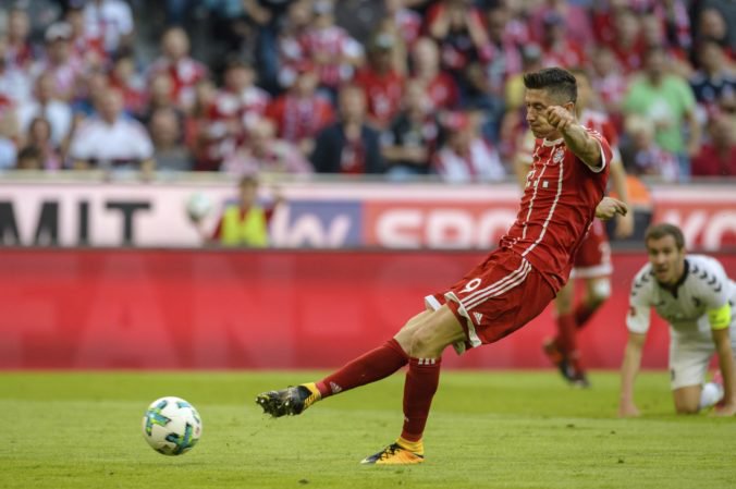 Lewandowski po nevydarenom šampionáte údajne zmenil plány, chce pokračovať v Bayerne Mníchov