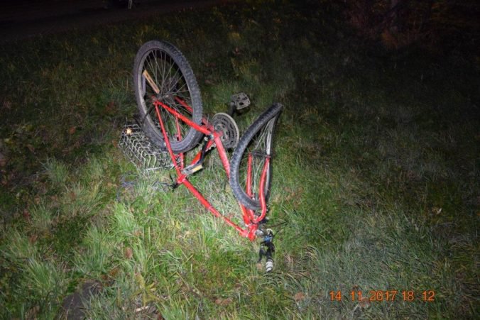 Polícia hľadá svedkov nehody v okrese Trenčín, pri ktorej zahynul cyklista