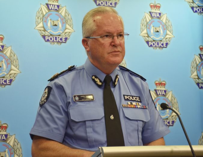 Policajný šéf sa ospravedlnil pôvodným obyvateľom Austrálie za násilnosti, rasizmus a väznenie