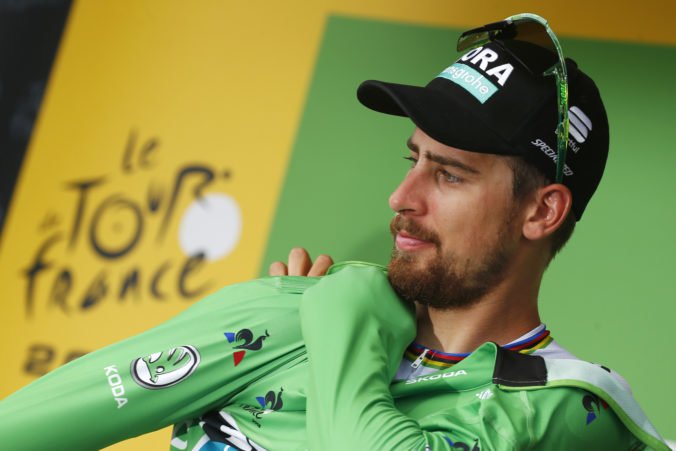 Fotografie (8. etapa Tour de France): Sagan navýšil náskok v boji o zelený dres, v bodovacej súťaži má 277 bodov