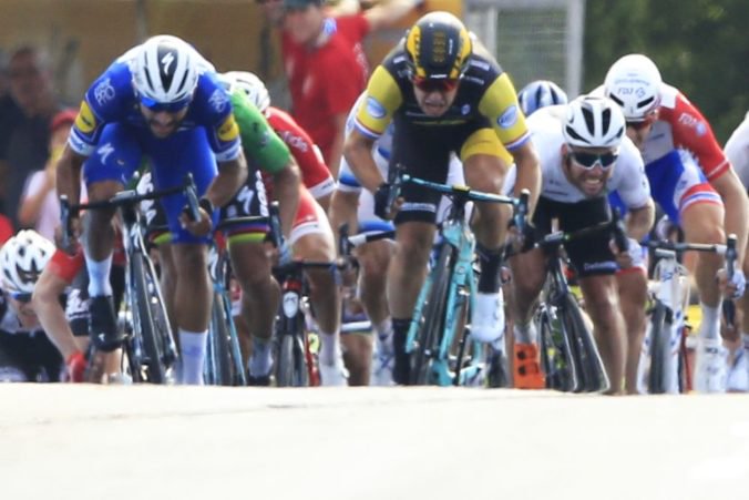Cavendish či Kittel v 10. etape Tour de France takmer nesplnili limit, Sagan im dal sedem minút