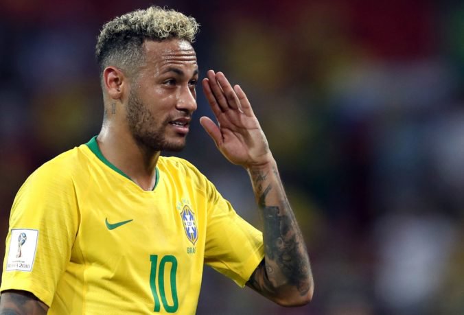 Brazílsky útočník Neymar ostáva v Paríži, potvrdil to samotný hráč