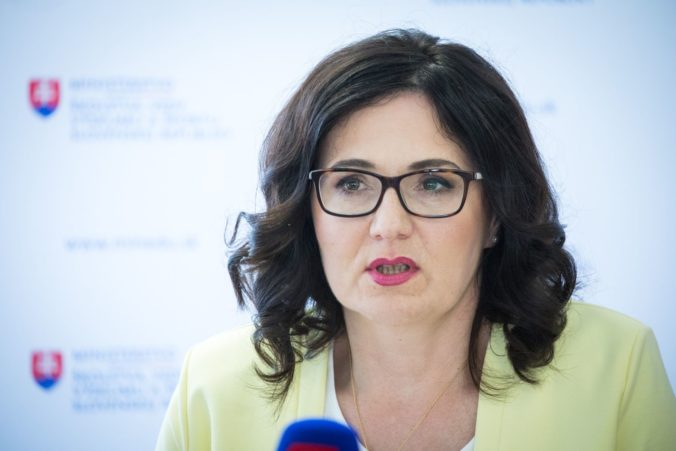 Viaceré informácie od SAV sa nezakladajú na pravde, reaguje na situáciu ministerka Lubyová