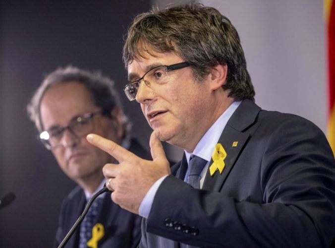 Puigdemont sa vrátil do Belgicka, pokračuje so snahami o podporu pre katalánske sebaurčenie