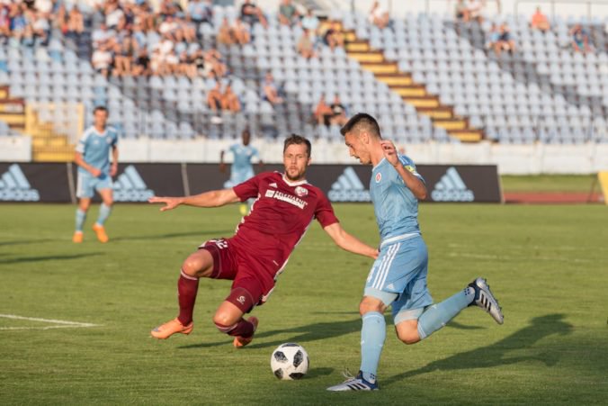 Slovan a DAC vo Fortuna lige hladko zvíťazili, Trenčín so „štvorkou“ od „Ruže“