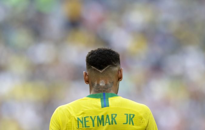 Neymarovi forma jeho ospravedlnenia ešte viac priťažila, zhodli sa marketingoví odborníci