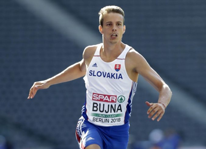 Bujna nepostúpil z rozbehov na 200 m, pred bránami semifinále skončili aj Bezeková a Putalová