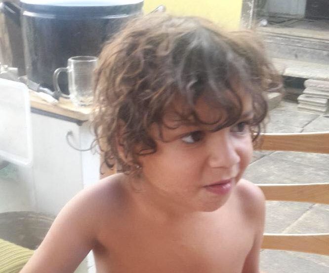 Foto: Stratil sa šesťročný vážne chorý chlapček, polícia prosí občanov o pomoc pri pátraní