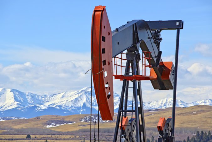 Ľahká americká ropa zdražela o 1,2 percenta, stúpla aj cena vykurovacieho oleja