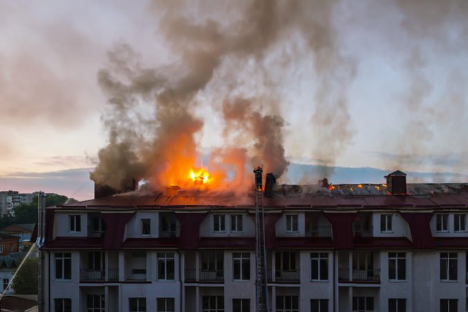 V starobinci v Čile vypukol požiar, besnenie plameňov prežilo len niekoľko jeho obyvateľov