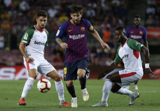 Dvojgólový Messi prispel k výhre FC Barcelona, Celta Vigo s Lobotkom remizovala