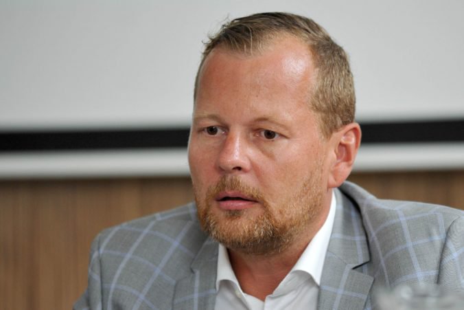 Advokát Galbavý kandiduje na primátora Trnavy, Bročkovi vyčíta nielen spory v poslaneckom klube