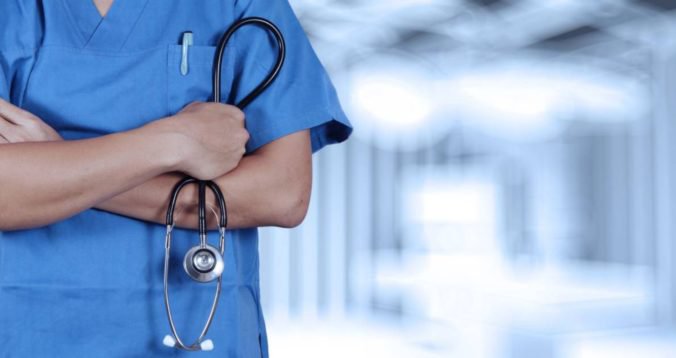 Nové fungovanie pohotovosti prináša rast pracovného vypätia lekárov, myslí si Asociácia nemocníc