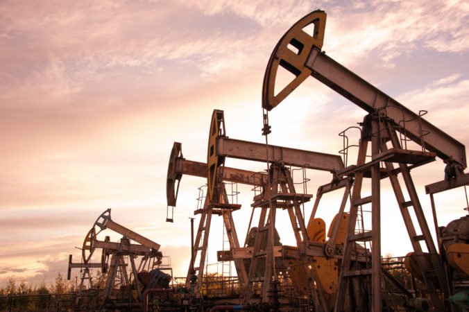 Ľahká americká ropa zdražela, stúpla aj cena vykurovacieho oleja