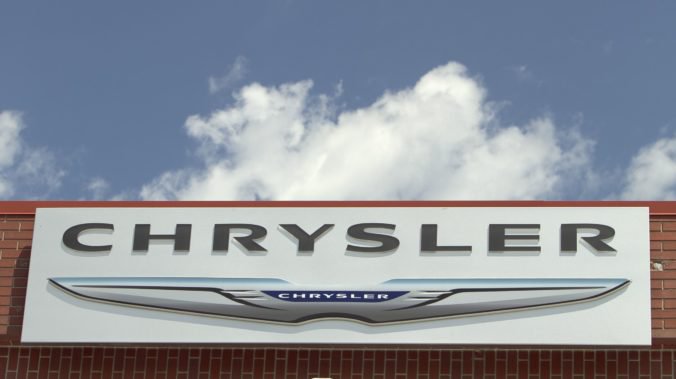 Automobilka Fiat Chrysler zvoláva po celom svete desaťtisíce áut, majú problémy s brzdami