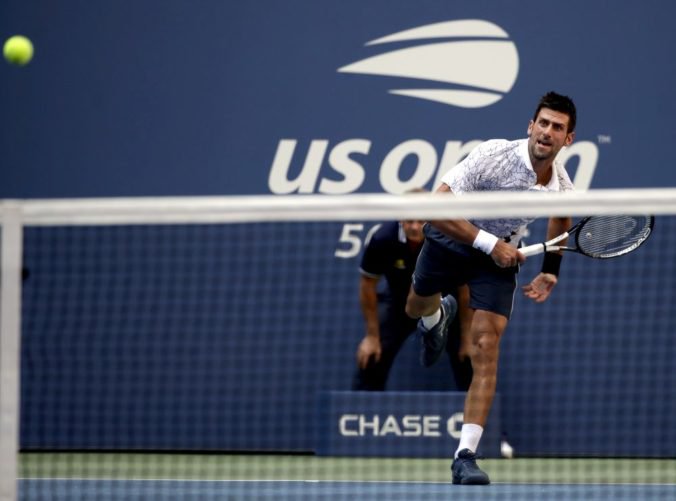 Novak Djokovič bez problémov postúpil do štvrťfinále US Open, vyradil Joaa Sousu