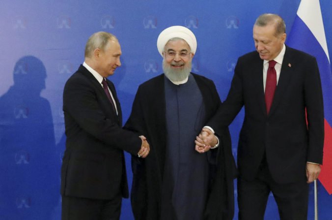 V Teheráne sa začal summit prezidentov Rúháního, Putina a Erdogana o situácii v Sýrii