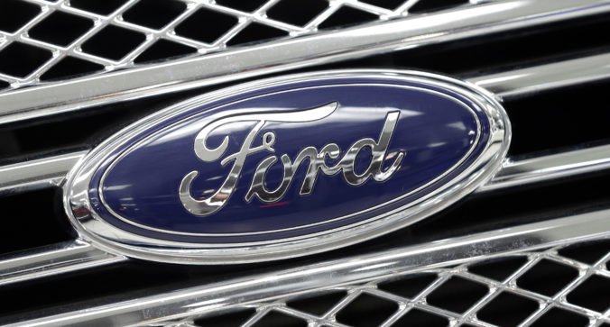 Automobilka Ford nepresunie svoju výrobu z Číny aj napriek clám USA a tvrdeniam Trumpa