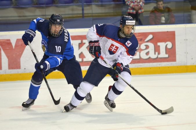 Obranca Michal Ivan nebol draftovaný do NHL, zúčastní sa však na hlavnom kempe LA Kings