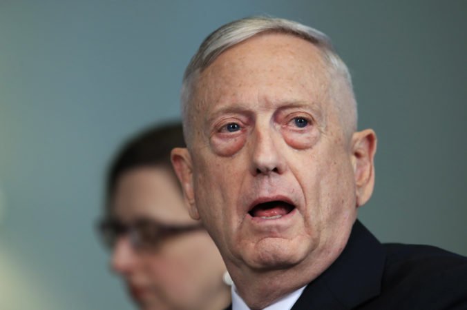 Americký minister obrany Jim Mattis nepriamo obvinil Rusko, že v európskych krajinách zakladá politické strany