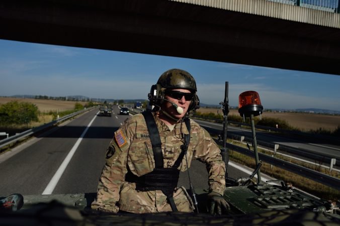 Cez Slovensko sa budú presúvať vojaci USA a Česka, očakáva sa aj preprava nadrozmerného nákladu