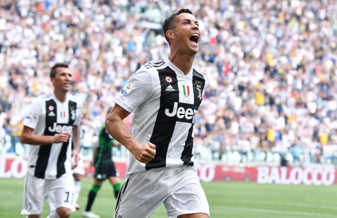 Video: Ronaldo sa dostal na hranicu 400 gólov v kluboch, Ligu majstrov označil za svoj domov