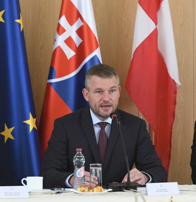 Foto: Vláda odklepla vyše milión eur na rozvoj okresu Svidník, ministri prvýkrát rokovali digitálne