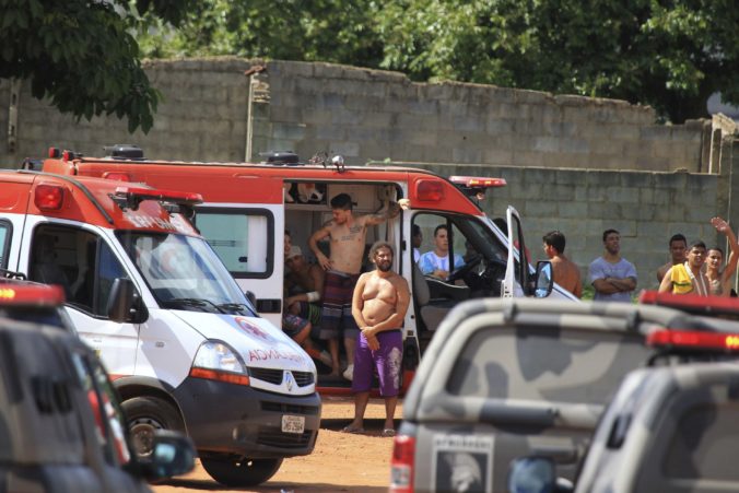 Z preplneného väzenia v Brazílii chcelo ujsť vyš sto väzňou, skúsili to cez ventilačnú šachtu