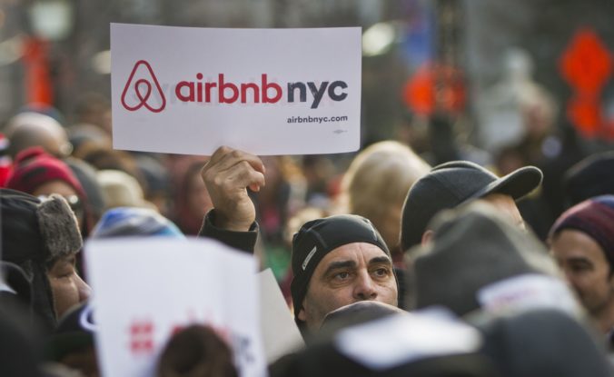 Airbnb vyhovie požiadavkám Bruselu, okrem systému cien zmení aj podmienky poskytovania služieb