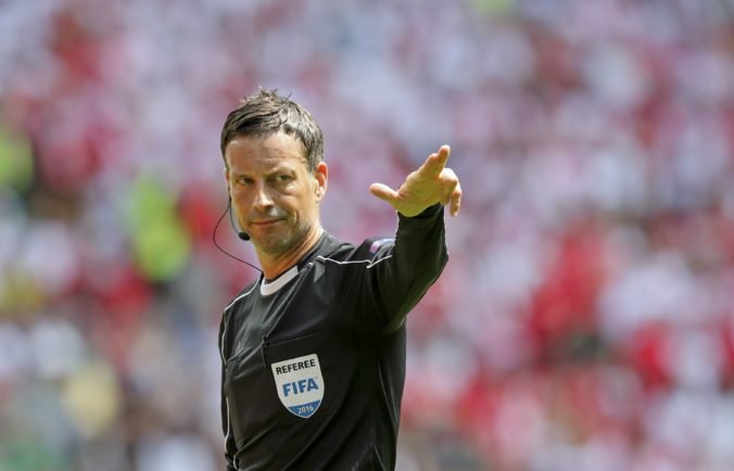 Video: Clattenburg kritizuje rozhodcu Brycha za červenú kartu pre Ronalda, on by rozhodol inak