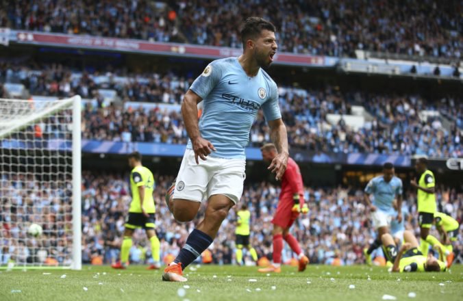 Argentínsky útočník Sergio Agüero ostáva v tíme Manchester City, zmluvu predĺžil o ďalší rok