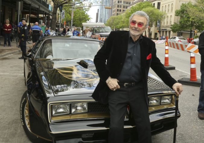 V Las Vegas budú dražiť kolekciu filmových áut zosnulého herca Burta Reynoldsa