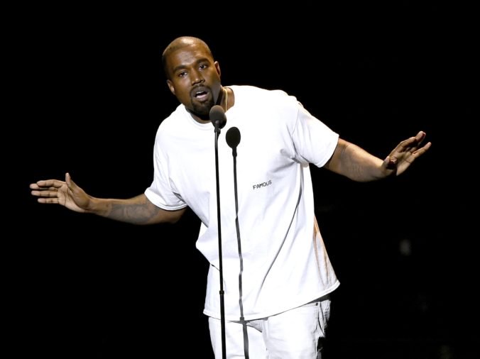 Americký rapper Kanye West si zmenil meno, nové oznámil na Twitteri