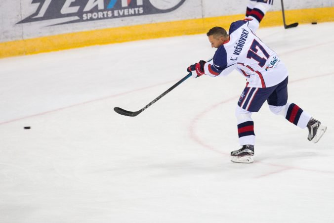 Počet Slovákov v NHL odzrkadľuje realitu, tvrdí Ľubomír Višňovský