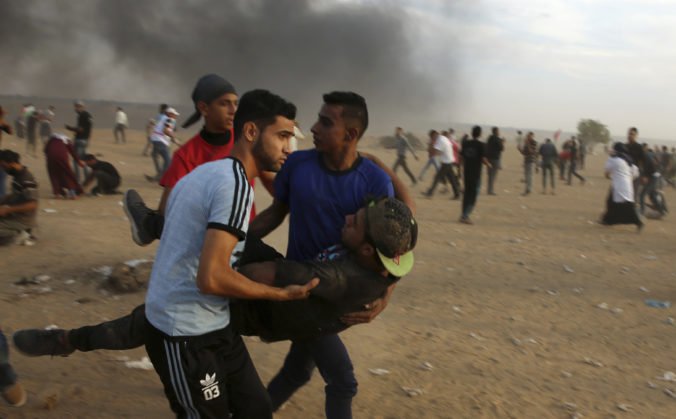 Pri protestoch obyvateľov Pásma Gazy zabili izraelskí vojaci troch Palestínčanoch