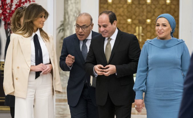 Melania Trumpová zakončila svoje africké turné v Egypte