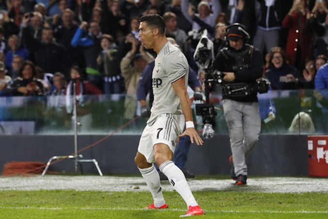Video: Juventus v Serie A naďalej víťazne, skóroval aj Ronaldo