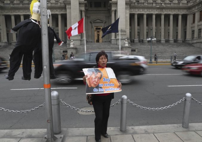 V Peru zatkli opozičnú líderku Keiko Fujimori V Peru zatkli opozičnú líderku Keiko Fujimori