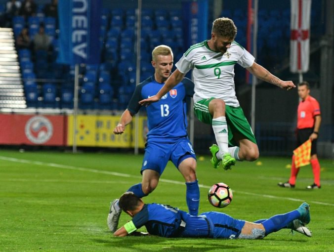 Slovenskí futbalisti do 21 rokov ukončili kvalifikáciu prehrou v Severnom Írsku, ME hrať nebudú