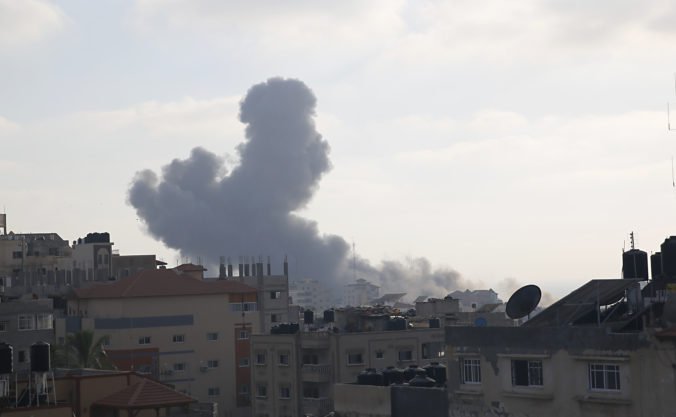 Video: Rakety z Pásma Gazy vyhnali ľudí do krytov, útok sa odohral deň po hrozbách hnutiu Hamas