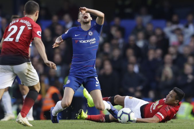 Video: Chelsea v nadstavenom čase vybojovala bod proti Manchestru United, Dúbravka odchytal celý zápas