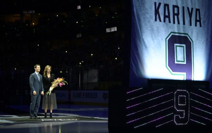 Video: Selänneho dres pod strechou Honda Center má kamárata, Anaheim vyradil „deviatku“ Kariyu