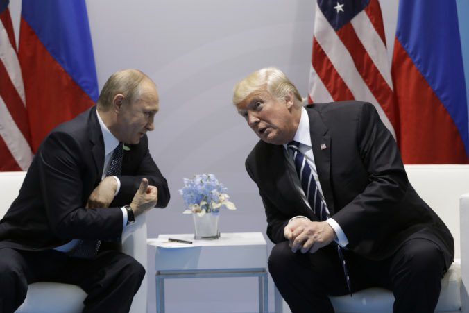 Putin je pripravený opäť sa stretnúť s Trumpom, dialóg medzi Ruskom a USA je dôležitý