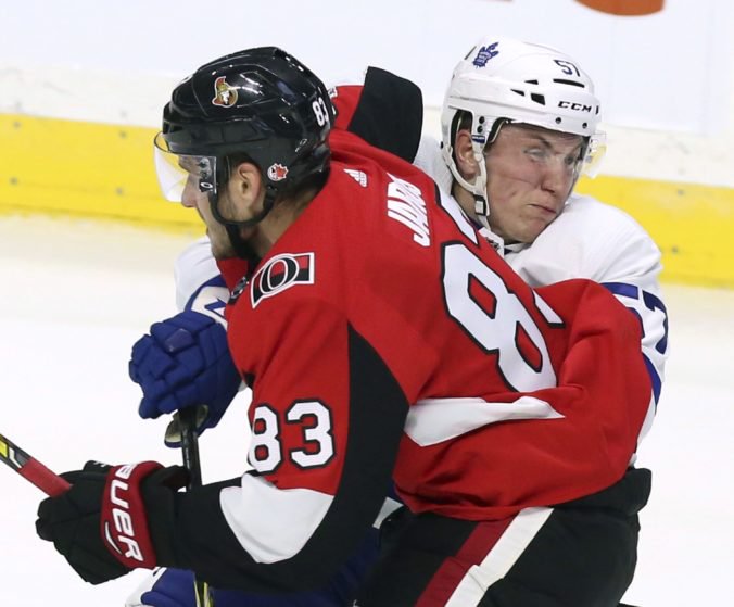 Cestovateľ Jaroš si opäť zahral zápas NHL, od trénera Ottawy si vyslúžil pochvalu