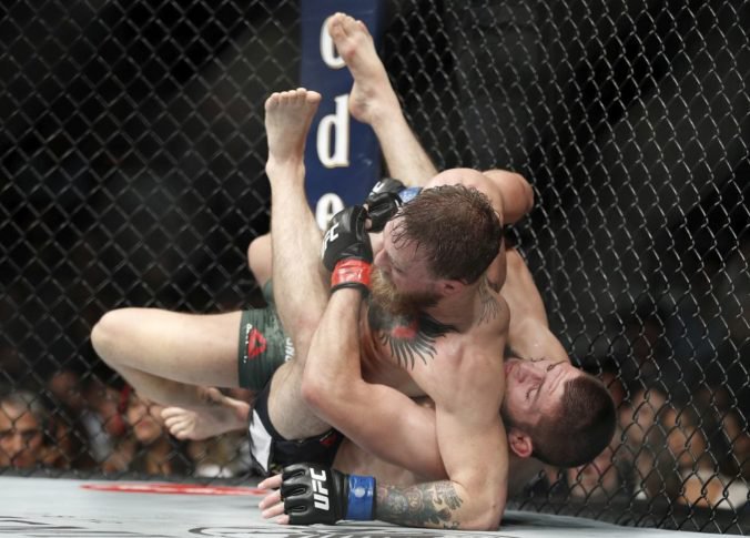 McGregor a Nurmagomedov sú po ich škandále v MMA suspendovaní, trest sa dozvedia v decembri