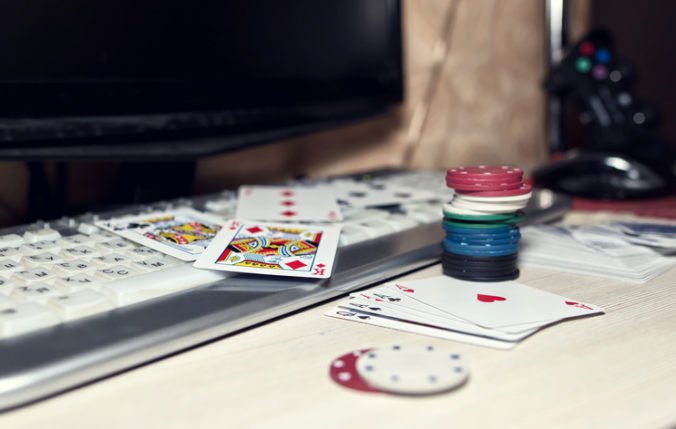 Finančná správa bojuje proti hazardným webom, upozorňujú na riziko pre používateľov