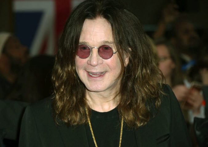 Ozzy Osbourne už nefajčí a nepije alkohol, podľa vlastných slov mal už desať ráz zomrieť